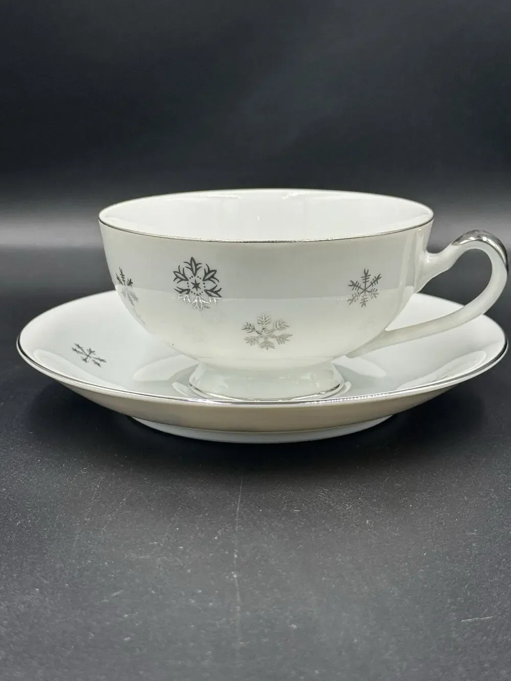Vintage Seyei Snowy Atomic Snowflake MCM Tea Cup & Saucer Set
